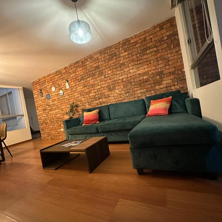 Acogedor departamento en el corazón de Miraflores - Two-Bedroom Apartment - 14