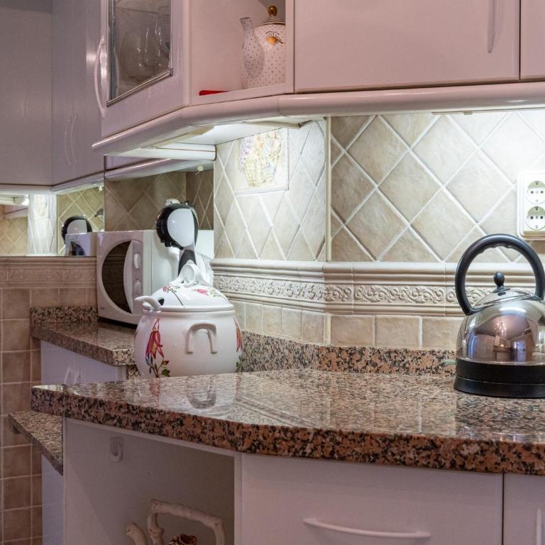 Beach Getaway in San Pedro for 4 - Apartamento de 2 dormitorios - 20