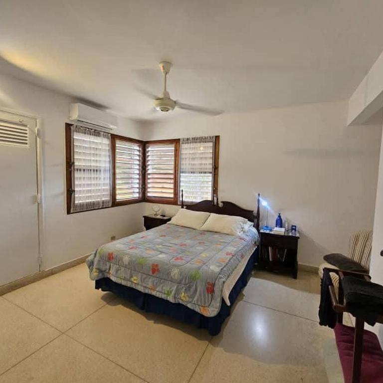 Golden party two - One-Bedroom Apartment - 6
