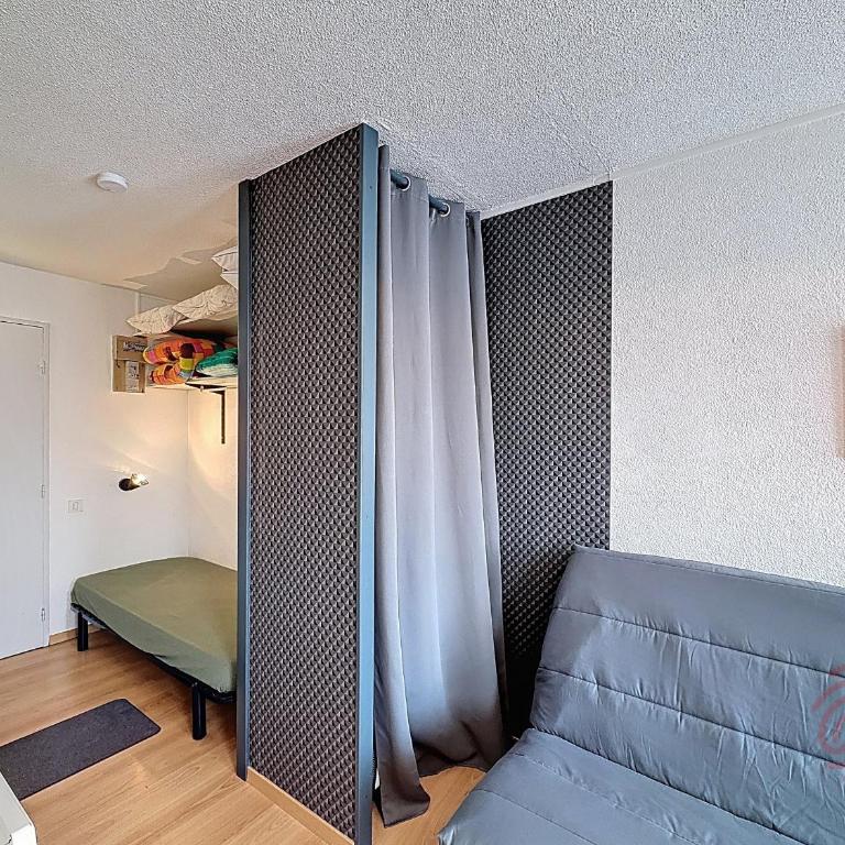 Studio lumineux proche centre-ville de Lamalou, Wifi, balcon - Studio - 16