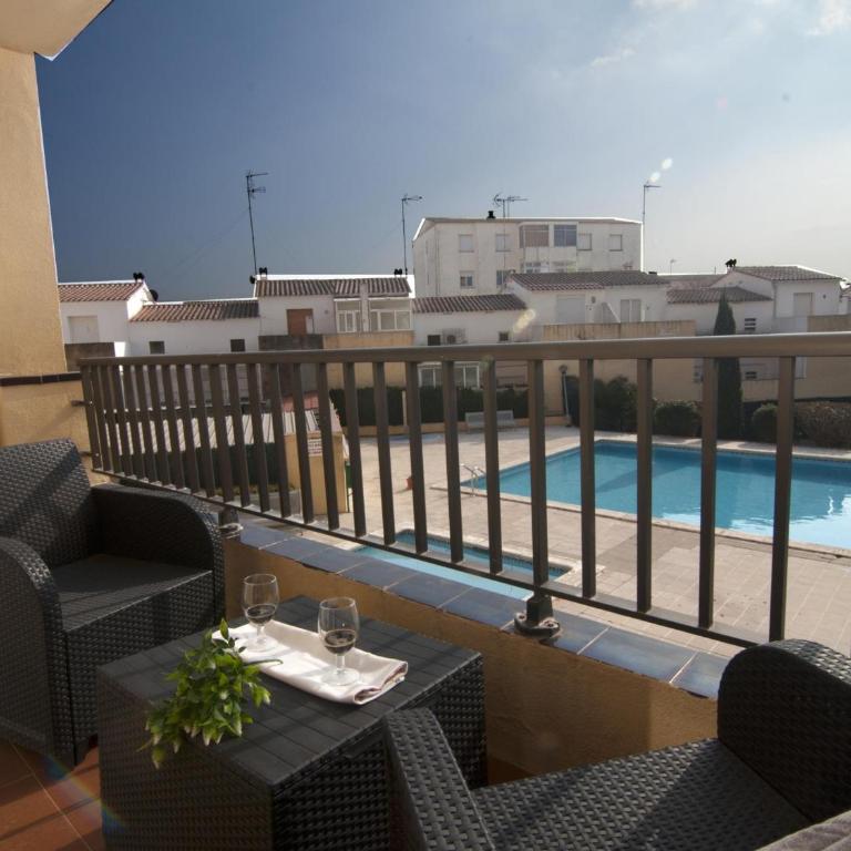 Magnífico apartamento con piscina comunitaria cerca de la playa de Riells - HISP-7-53 - Appartamento - 2