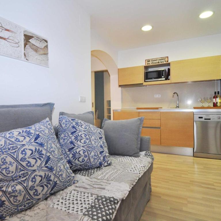 Apartamento acogedor en el centro de L'Escala con terraza privada - HISP-7-28 - Apartment - 9