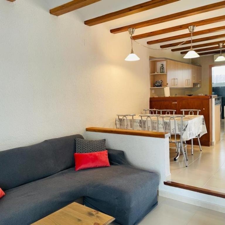 Casa con terraza y piscina en Els Poblets - ES-373-3 - Casa - 4