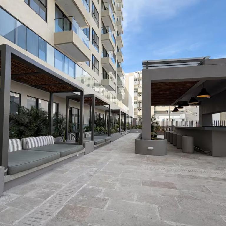 Suite de lujo con terraza, Jacuzzi y vista a las montańas - Apartamento de 1 dormitorio - 23