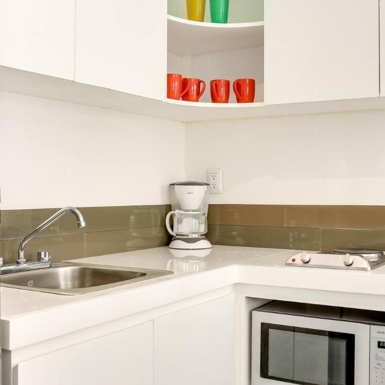 Valentina Suites by Las Flores Vacation Rentals - Penthouse Apartment - 7