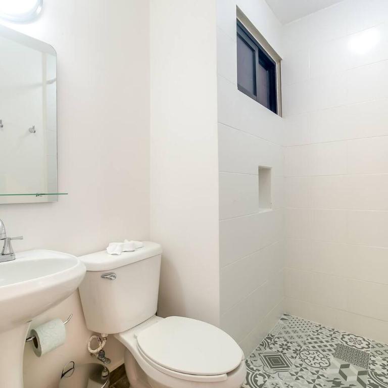 Valentina Suites by Las Flores Vacation Rentals - Penthouse Apartment - 4