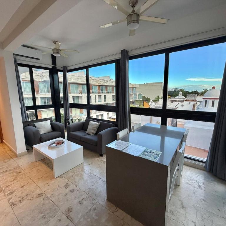 Anah Suites by Las Flores Vacation Rentals - Two-Bedroom Apartment with Balcony - 10