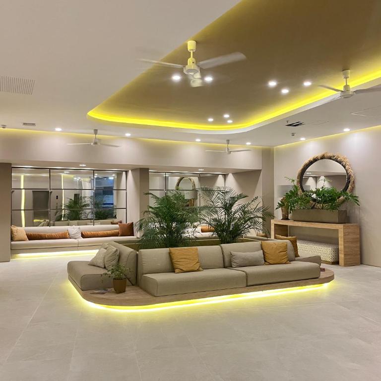 Suite de lujo con terraza, Jacuzzi y vista a las montańas - Apartamento de 1 dormitorio - 3