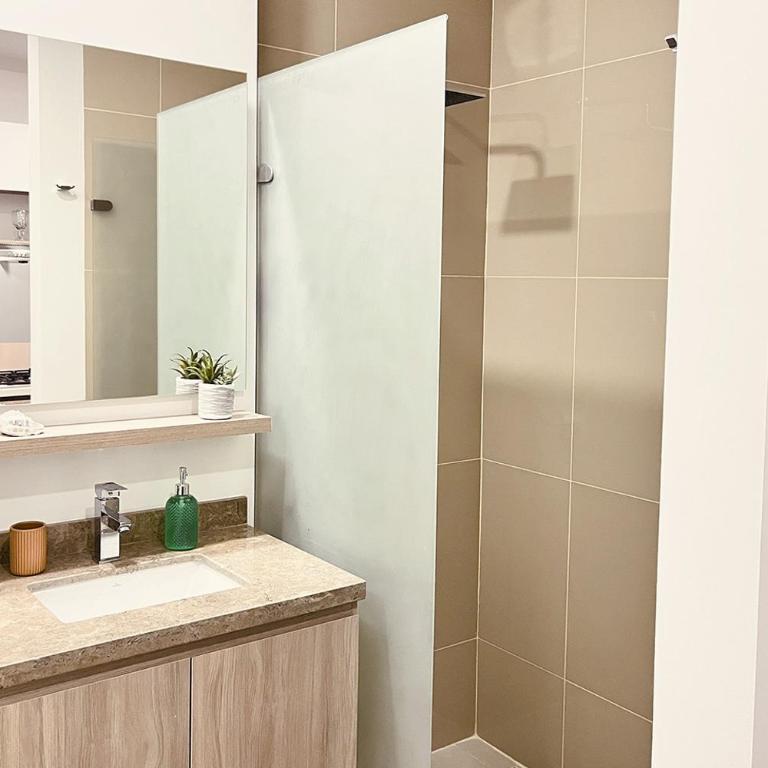 Suite de lujo con terraza, Jacuzzi y vista a las montańas - Apartamento de 1 dormitorio - 33