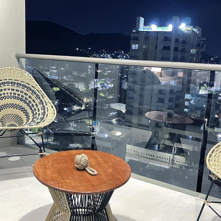 Suite de lujo con terraza, Jacuzzi y vista a las montańas - Apartamento de 1 dormitorio - 49