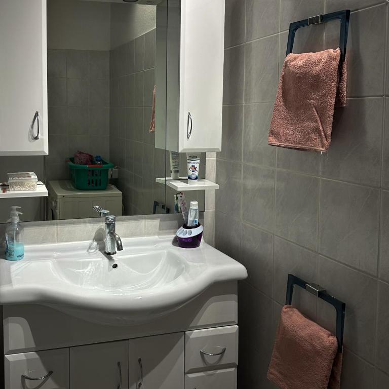 Riaho Apartment - Three-Bedroom Apartment - 43