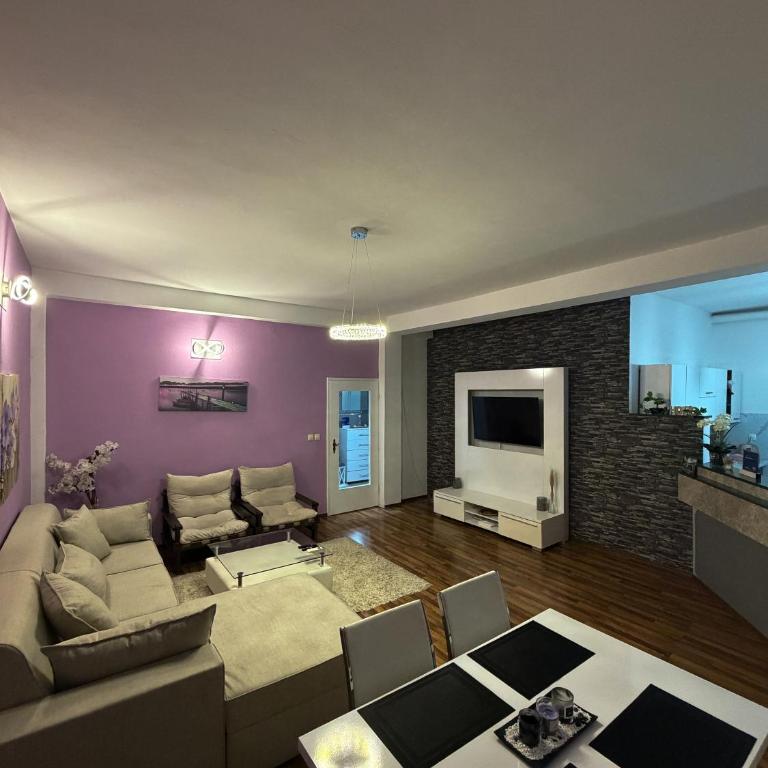 Riaho Apartment - Three-Bedroom Apartment - 1