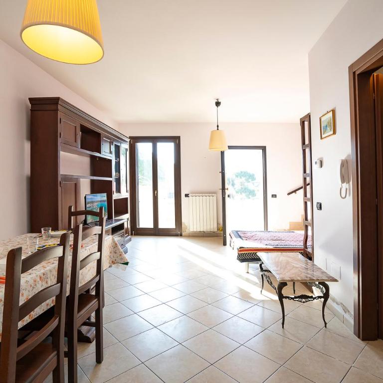 Casa Pascoli Near Sandy Beach - Happy Rentals - Villa - 11
