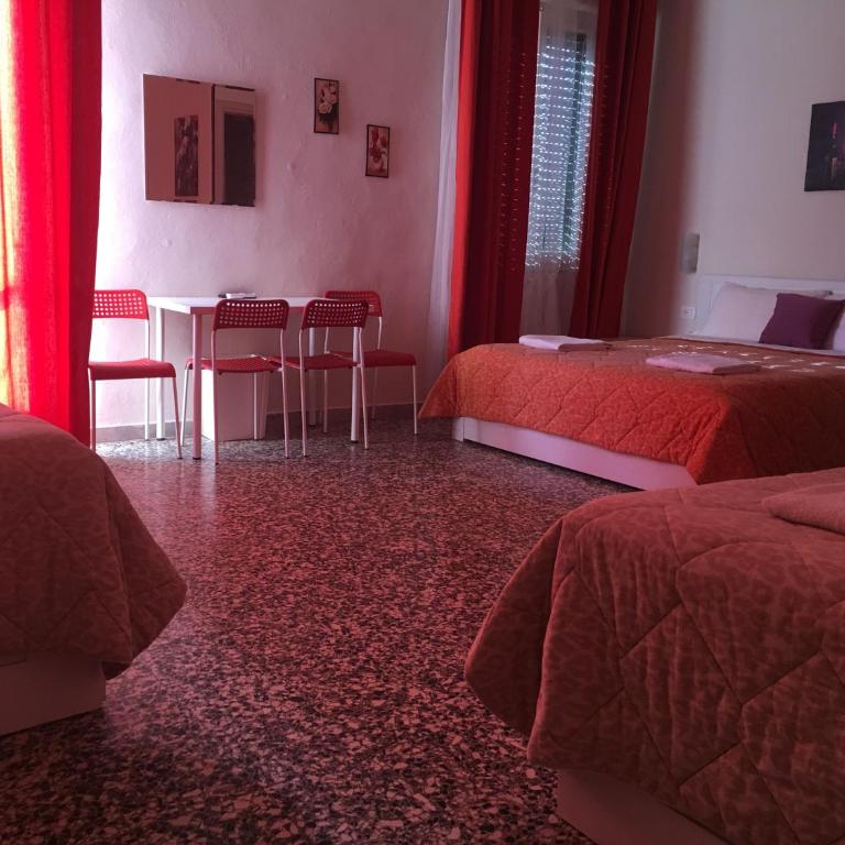 Aliante Turist House - Camera Quadrupla con Bagno Privato - 31