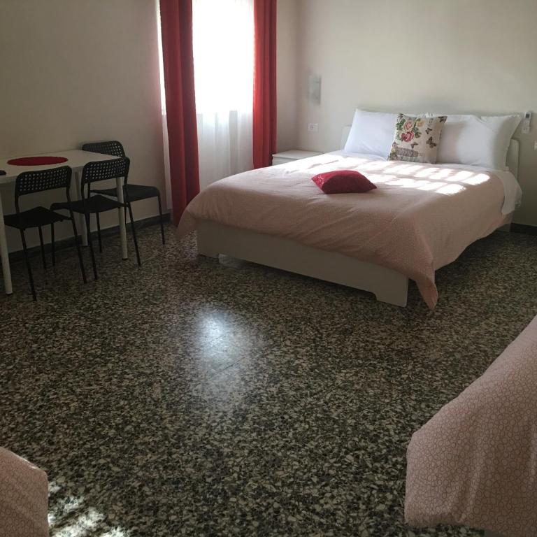 Aliante Turist House - Camera Quadrupla con Bagno Privato Esterno - 30