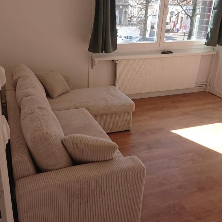 Appartement rénové 50m carrés, confort avec SAUNA - Appartement 1 Chambre - 3