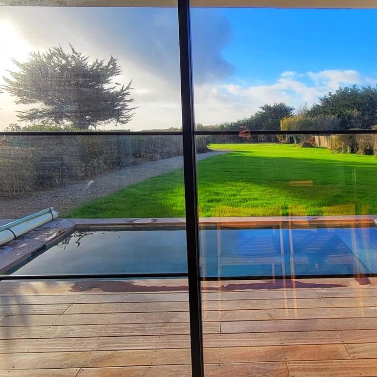 Villa Cote Sauvage, au calme, piscine et vue mer - Villa - 16