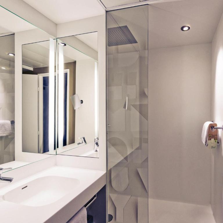 Mercure Rennes Centre Parlement - Chambre Double Deluxe avec Canapé-Lit - Côté Jardin - 5