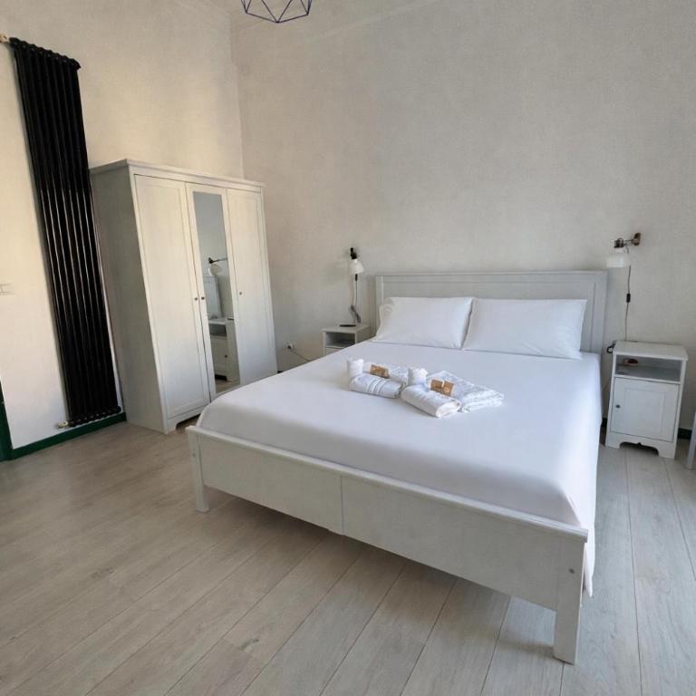 Cosmopolitan Palermo - Camera Matrimoniale con Bagno Privato Esterno - 7