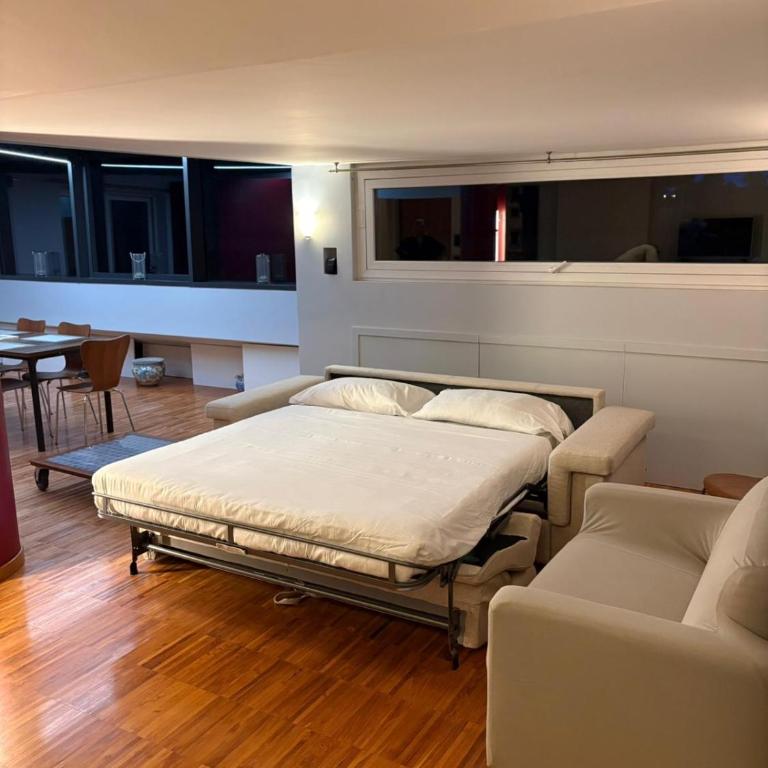 Spacious Penthouse with St Peter View - Appartamento con 1 Camera da Letto - 2