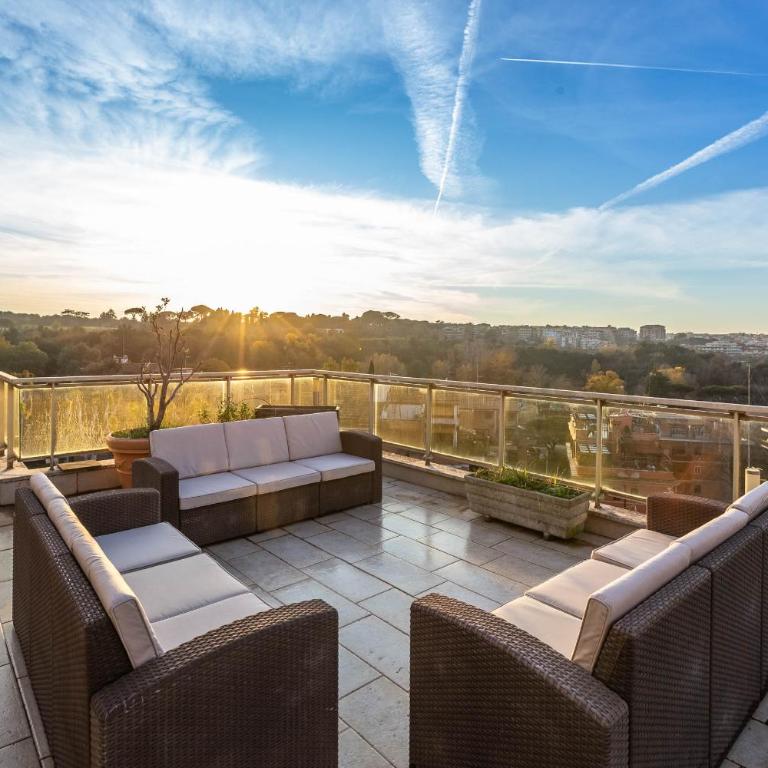 Spacious Penthouse with St Peter View - Appartamento con 1 Camera da Letto - 36