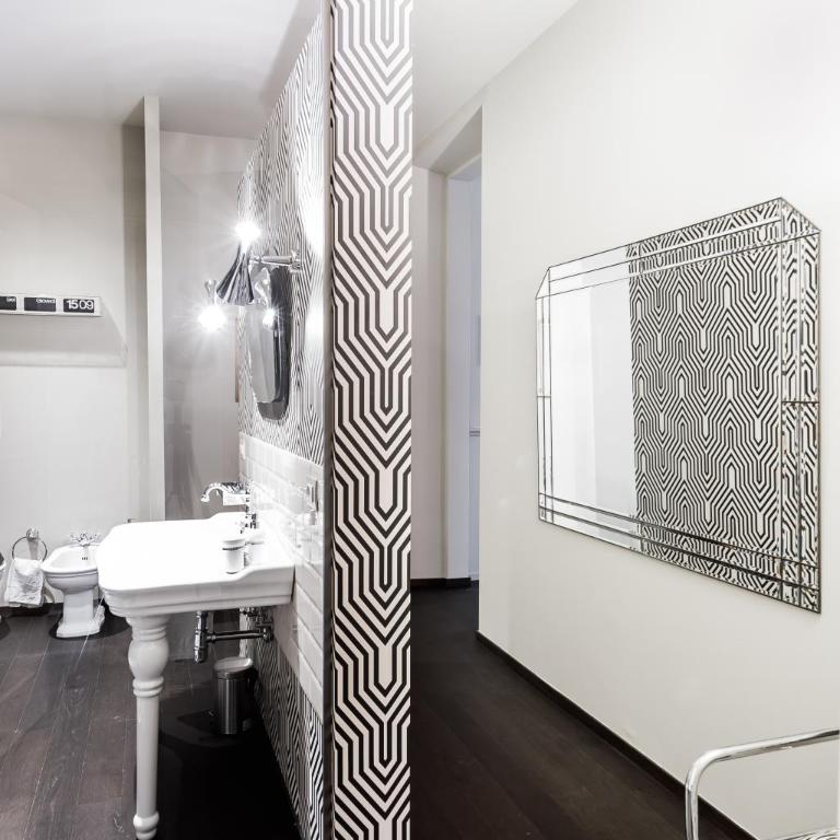 Arnobio Florence Suites - Camera Matrimoniale Deluxe - 8