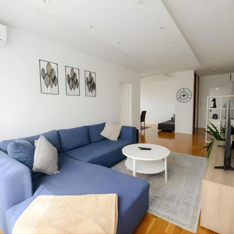 Dvor Center Apartment,14th Floor City View - Apartman sa 2 Spavaće Sobe - 7