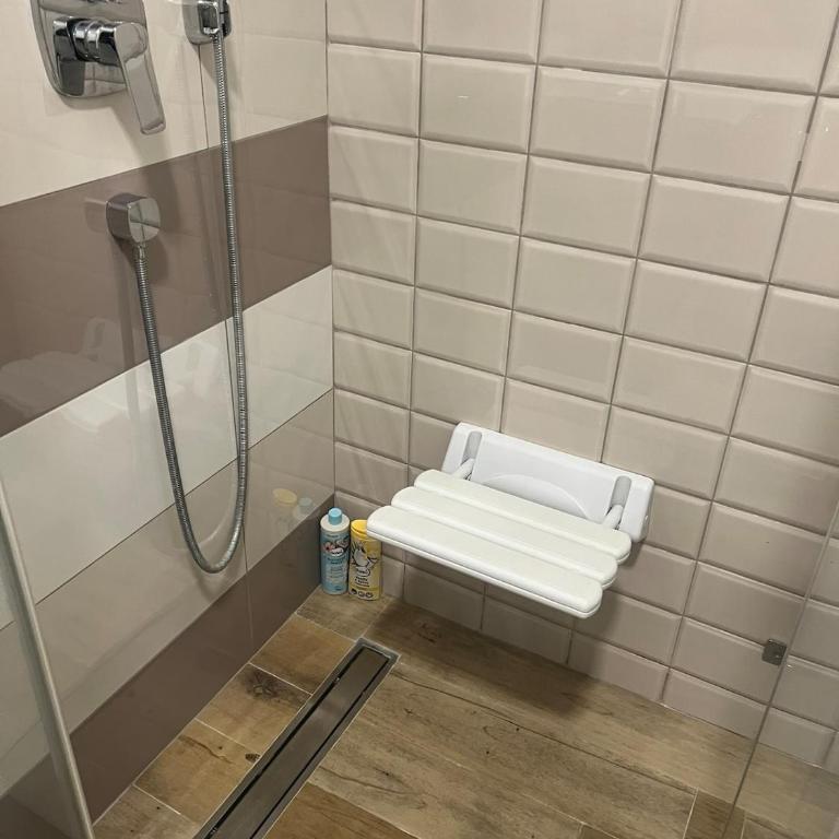 Cosy Home with Balcony, Netflix & Fast WiFi, Self Check-in - Apartman sa 1 Spavaćom Sobom - 24