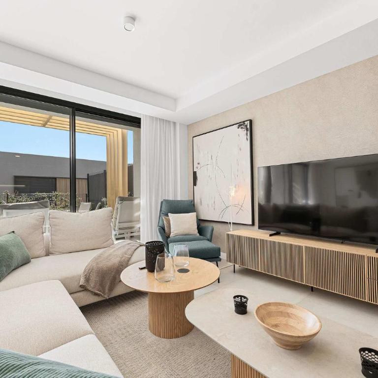 Luxury Family Apartment with 4 Bedrooms Pool and Stunning Views - Apartamento - 9