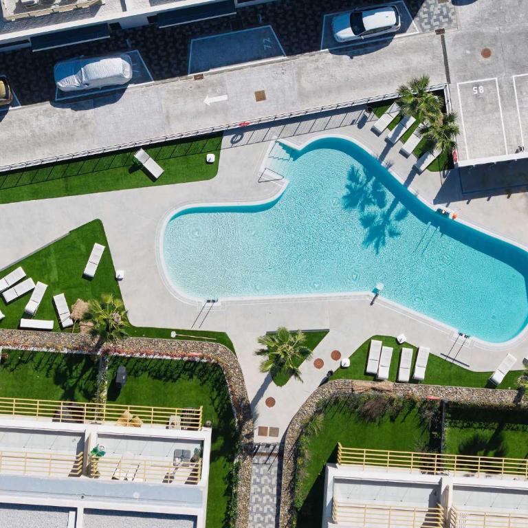 Luxury Family Apartment with 4 Bedrooms Pool and Stunning Views - Apartamento - 25