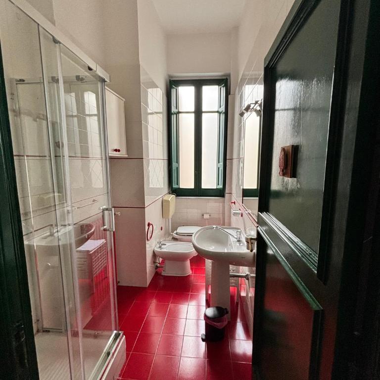 Cosmopolitan Palermo - Camera Matrimoniale con Bagno Privato Esterno - 7
