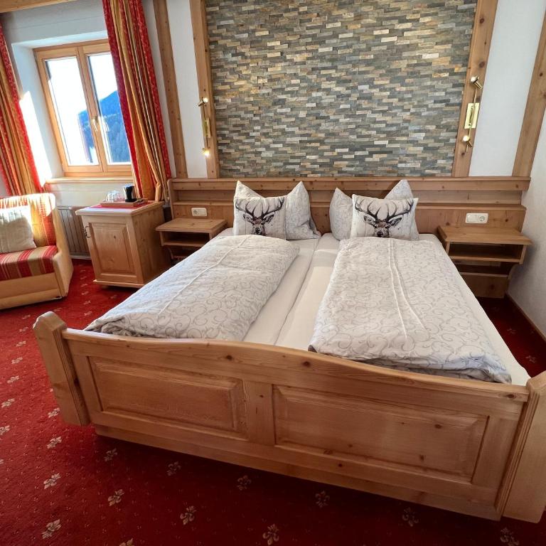 Hotel Garni Gafluna - Comfort Doppelzimmer mit Balkon - 6