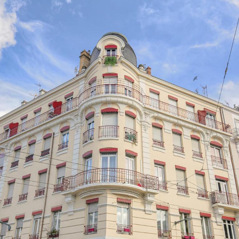 Suite romantique climatisée Parking Proche Lyon 6 - Appartement - 28
