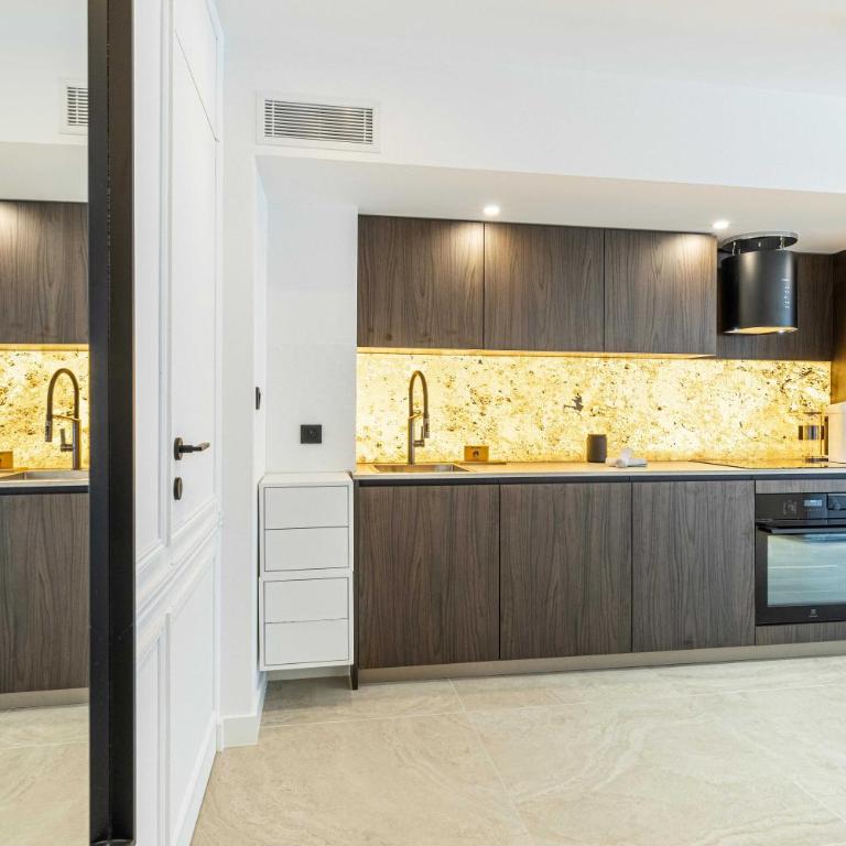 Renovated Prestige 3P Luxe apt Terrace & Parking - Apartment mit 2 Schlafzimmern und Stadtblick - 2