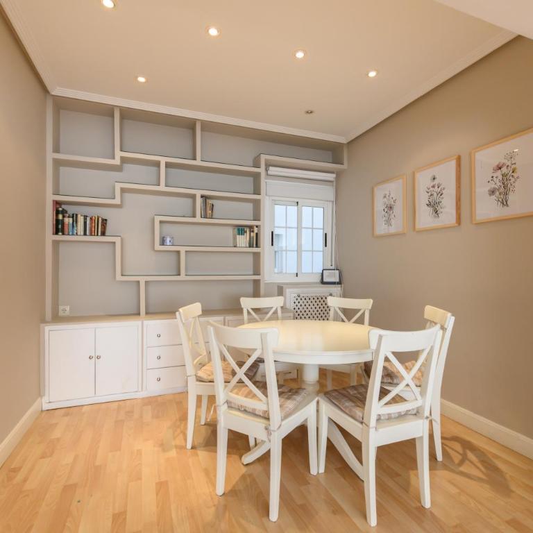 temporary apartment in the Salamanca neighborhood AAM242 - Two-Bedroom Apartment - 27