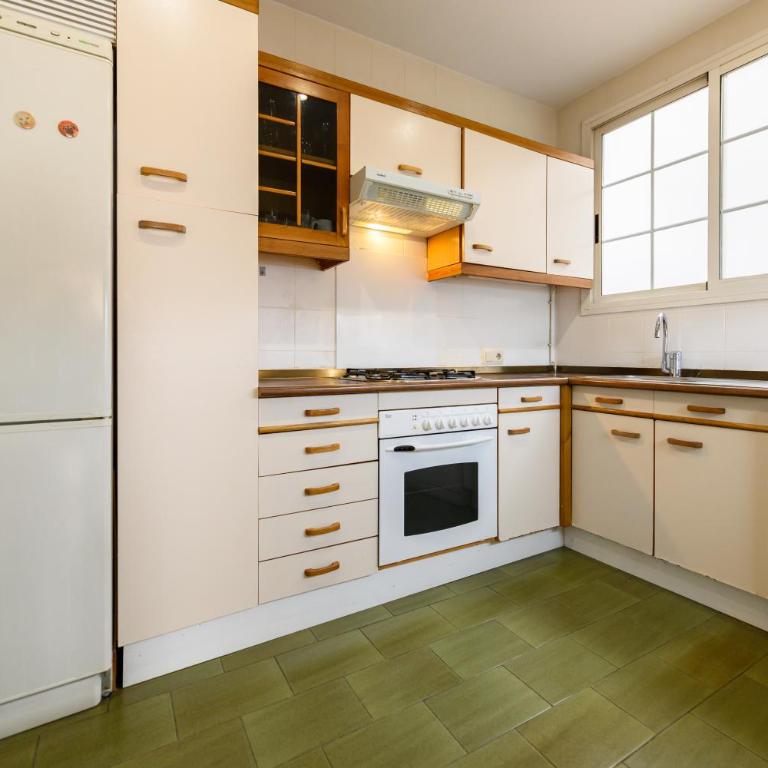 temporary apartment in the Salamanca neighborhood AAM242 - Two-Bedroom Apartment - 30