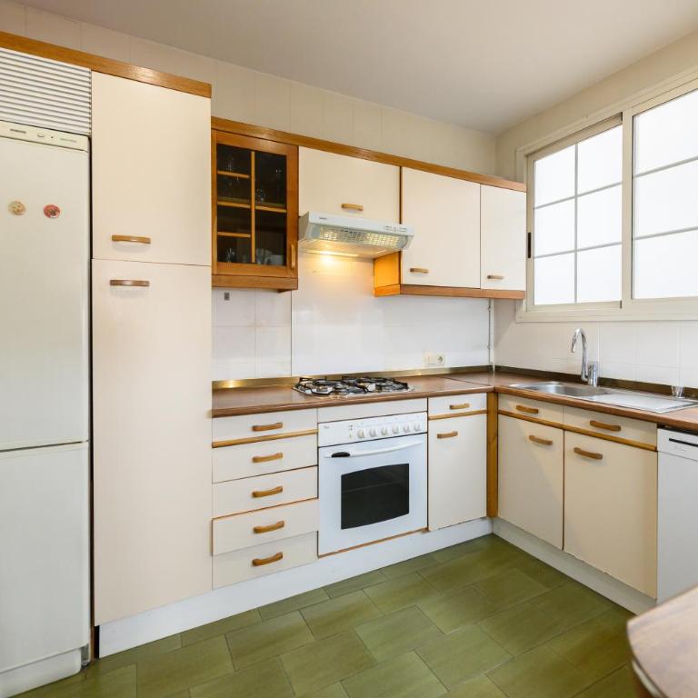 temporary apartment in the Salamanca neighborhood AAM242 - Two-Bedroom Apartment - 21