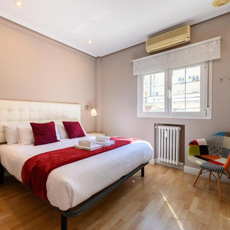 temporary apartment in the Salamanca neighborhood AAM242 - Two-Bedroom Apartment - 3