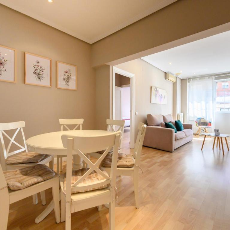 temporary apartment in the Salamanca neighborhood AAM242 - Two-Bedroom Apartment - 39