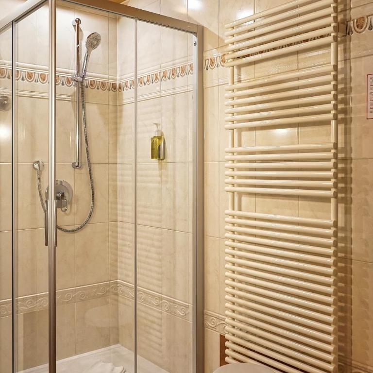 Landhotel Guglhupf - Premium Doppelzimmer - 13