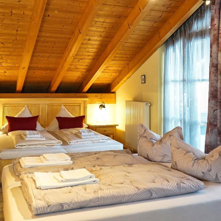 Landhotel Guglhupf - Premium Doppelzimmer - 16