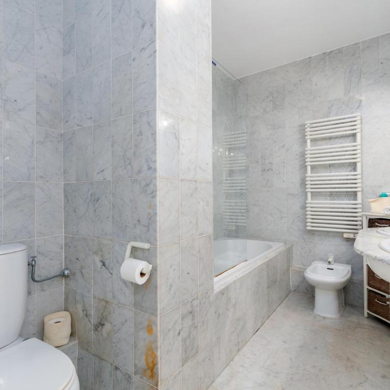Victoria bilocale centro città e vista mare - One-Bedroom Apartment - 12