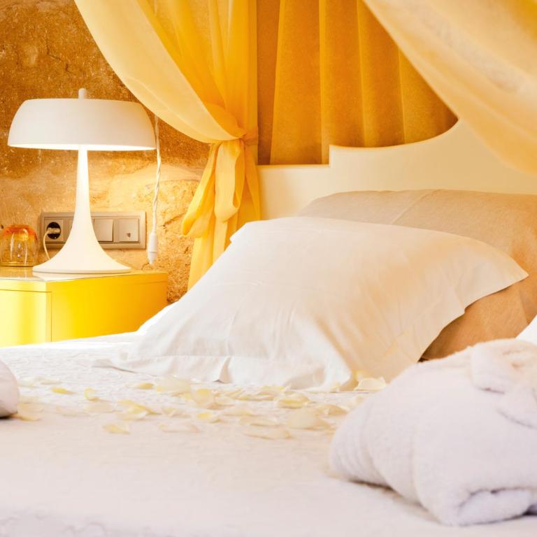 Cas Ferrer Nou Hotelet - Double Deluxe Room (Alguer-Botticelli-Kavafis) - 16
