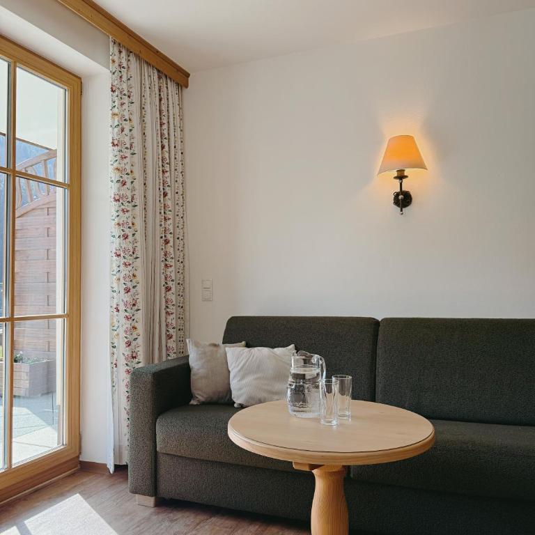 Appartementhaus Schützenhof Schied - Sauna, Tiefgarage, Bergblick - Apartment mit 2 Schlafzimmern - 2