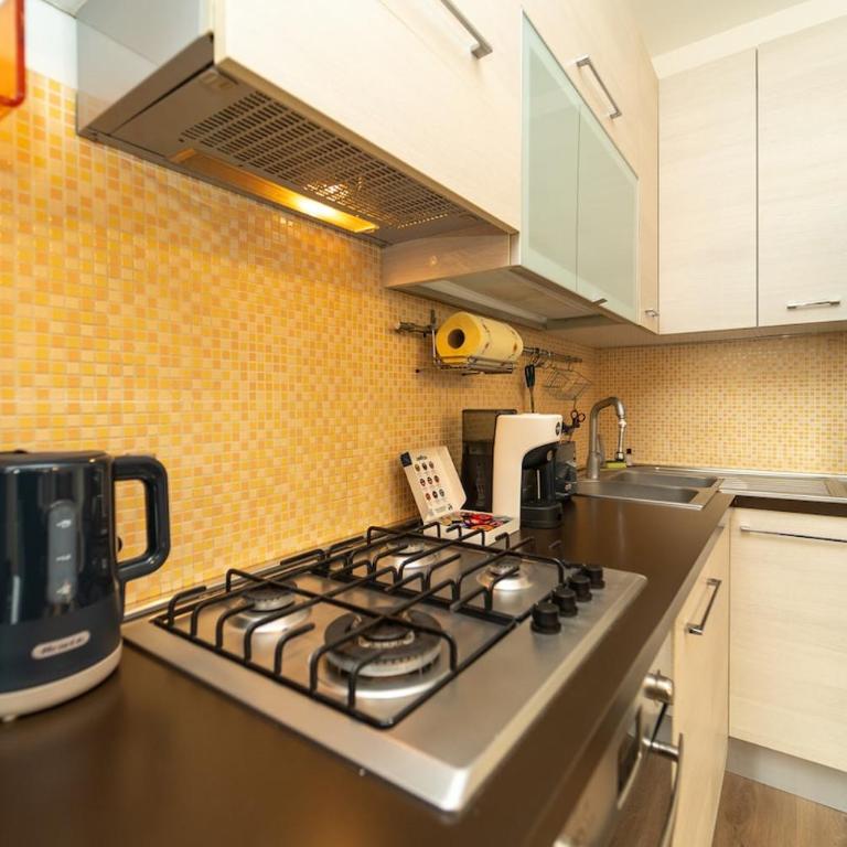 Comfort and Space in the Center with WiFi and AC - Appartamento con 1 Camera da Letto - 24