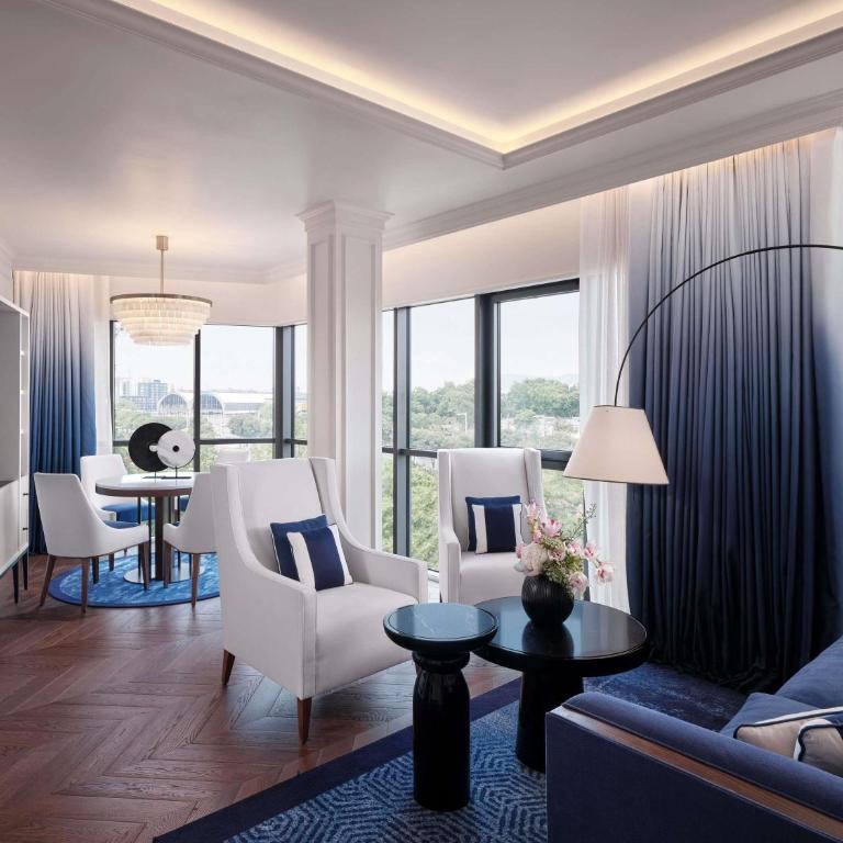 Sofitel Barcelona Skipper - Prestige Suite with City View - 7