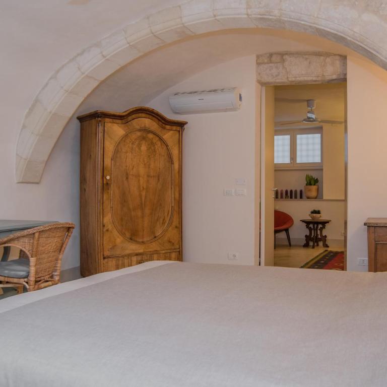 Palazzo Degli Olivi - Appartamento con 2 Camere da Letto - 9