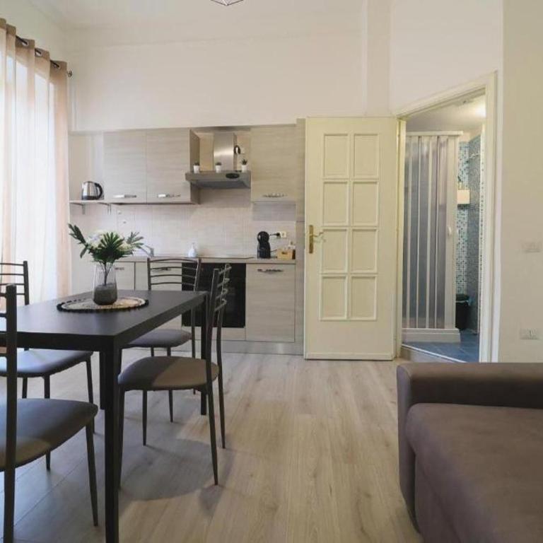 Pompei Centro Apartments - Appartamento con 1 Camera da Letto e Vista Città - 3