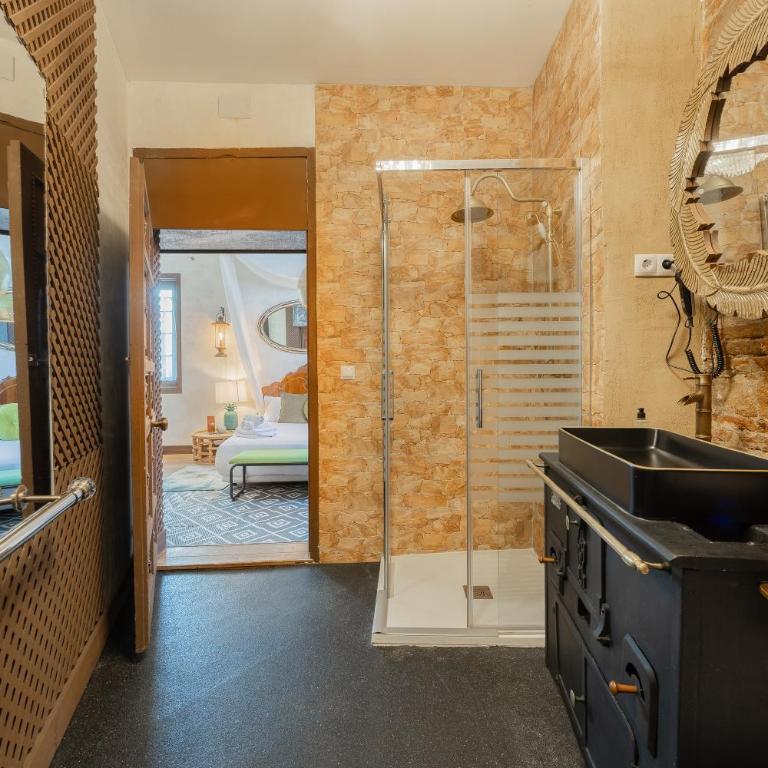 Abalú Collection Hotel Life Gran Via - Superior Double or Twin Room - 11