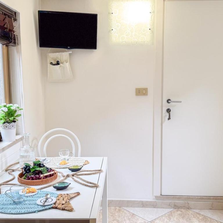 Cà 4 nevodi Chiara by Ca-Sa Check - Appartamento Deluxe con 2 Camere da Letto - 2